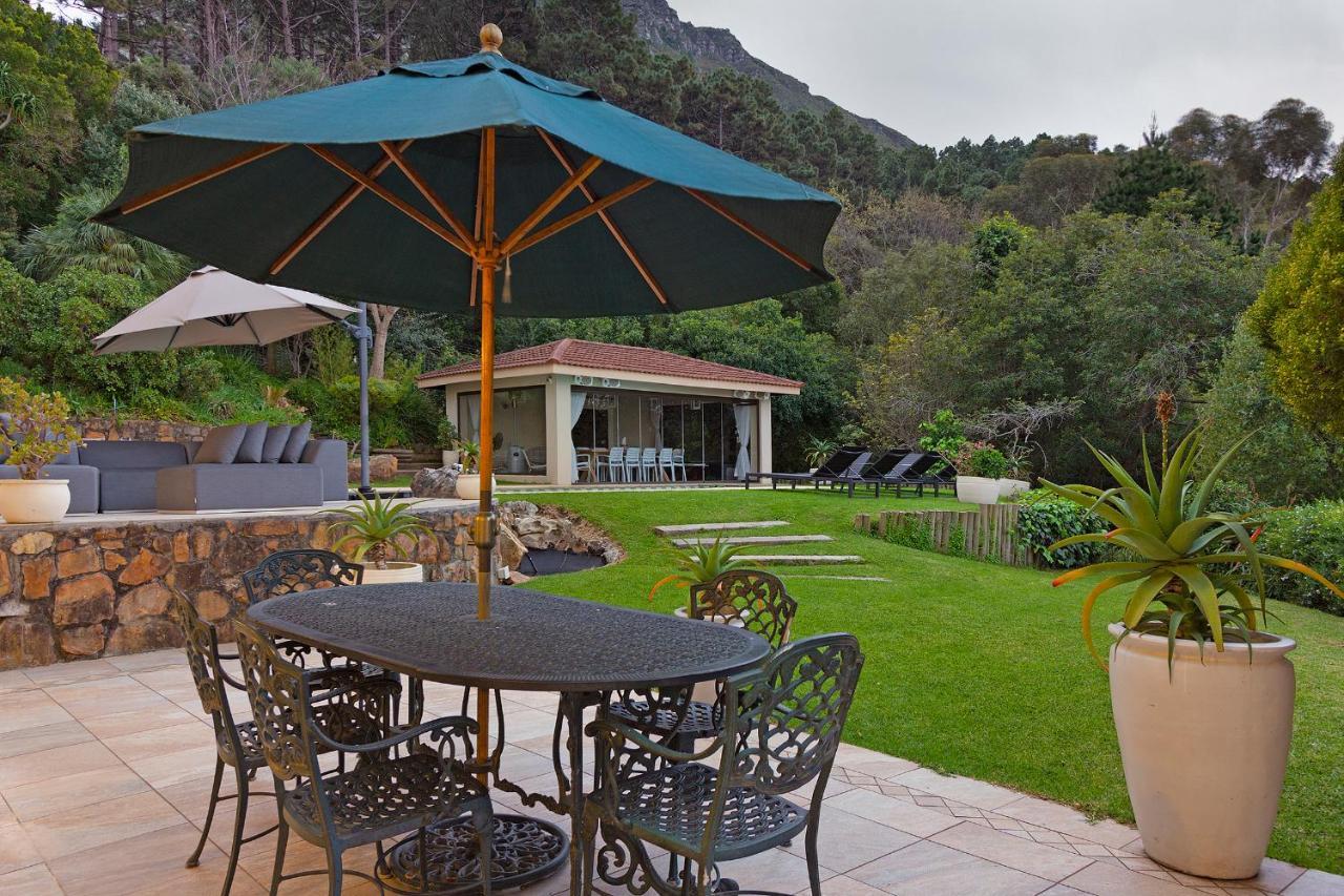 Villa Two Luxury - 9-bed - Lyonesse & Lyons Den